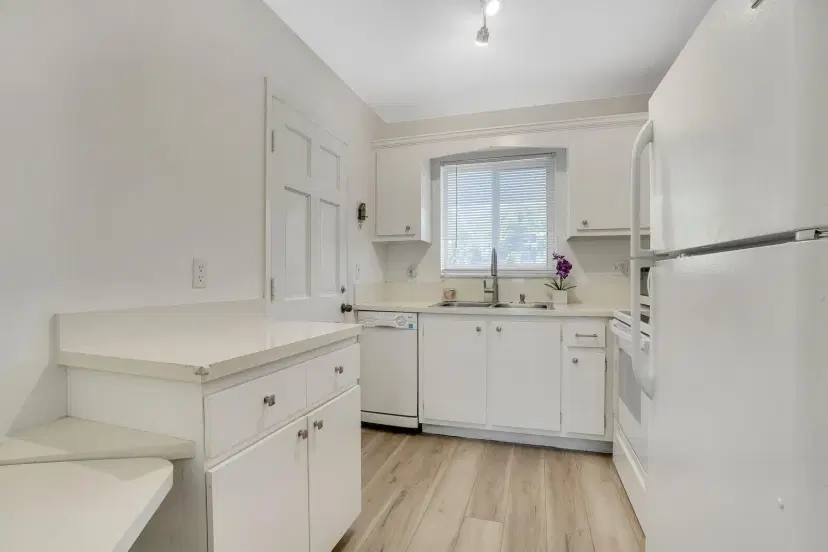 Picture of 2 Garden Street 205M, Tequesta FL 33469