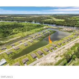 Picture of 835 Gen D Macarthur Ave, Labelle, FL 33935