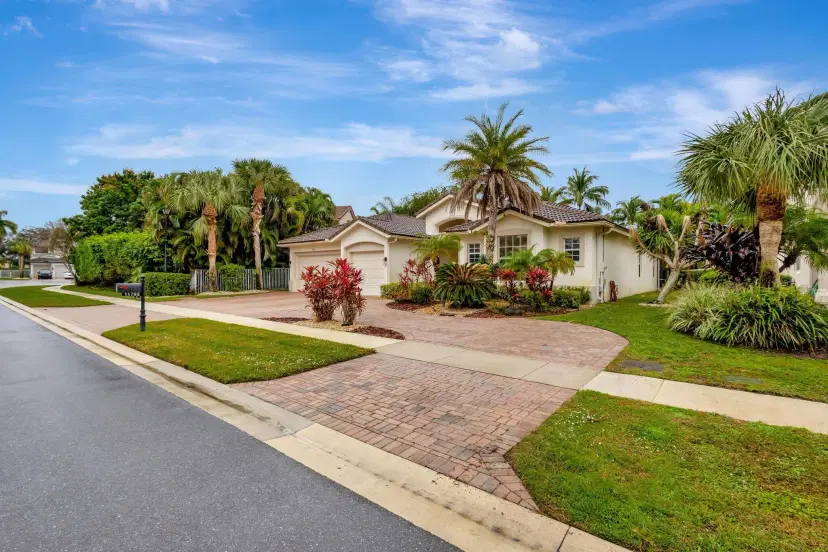 Picture of 11792 Osprey Pointe Circle, Wellington FL 33449