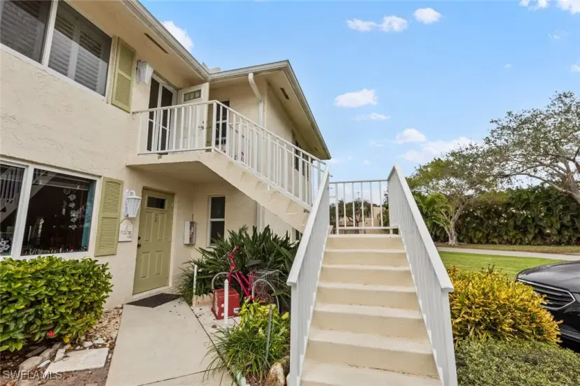Picture of 801 Teryl Rd 2, Naples FL 34112