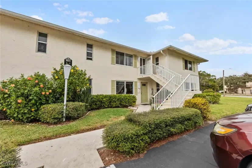 Picture of 801 Teryl Rd 2, Naples FL 34112