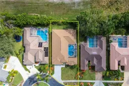 Picture of 1435 Vintage Ln, Naples, FL 34104