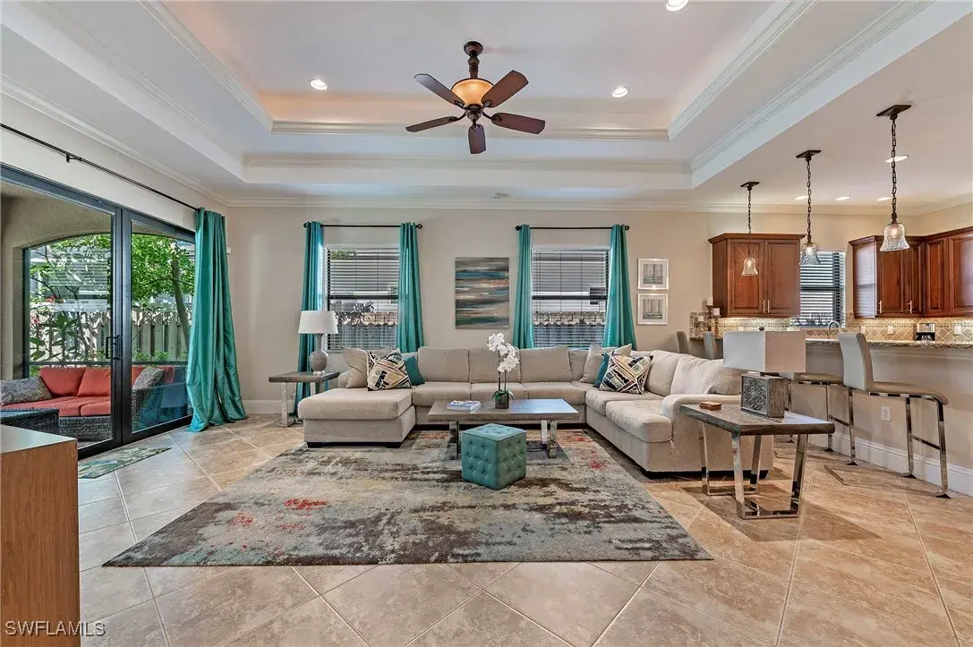 Picture of 582 110Th Ave N, Naples, FL 34108