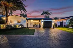 Picture of 913 S Lakeside Place, Lantana, FL 33462