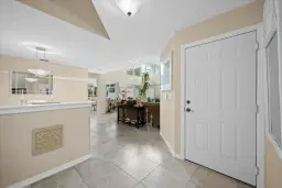 Picture of 223 W Canterbury Drive W, Palm Beach Gardens, FL 33418
