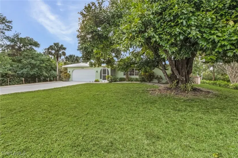 Picture of 2235 Santiago Ave, Fort Myers FL 33905