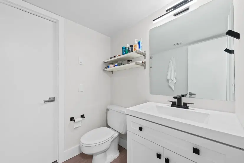 Picture of 1800 N Andrews Ave 12K, Fort Lauderdale FL 33311