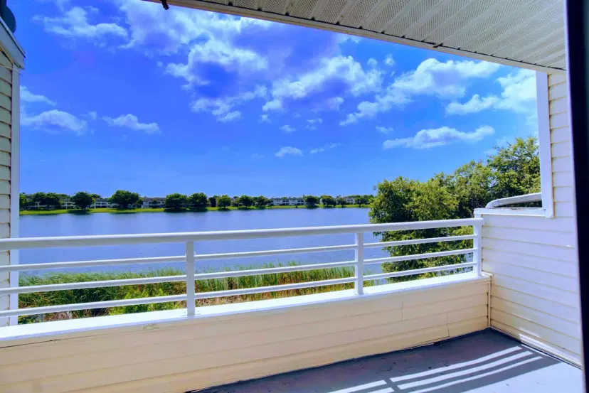 Picture of 3433 NW 44Th Street 201, Lauderdale Lakes FL 33309