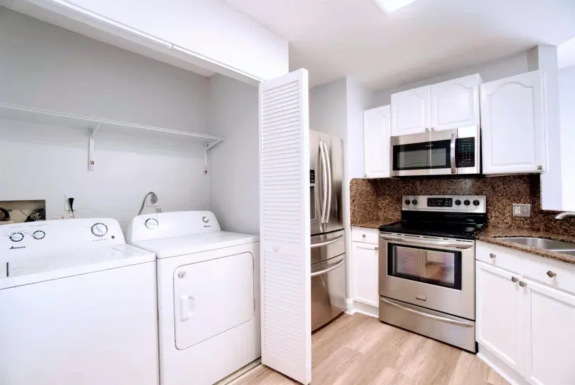Picture of 3433 NW 44Th Street 201, Lauderdale Lakes FL 33309