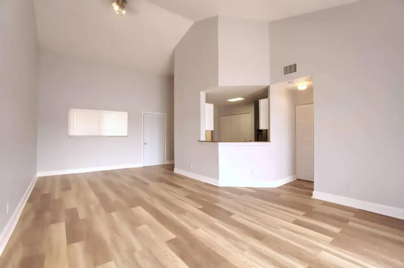 Picture of 3433 NW 44Th Street 201, Lauderdale Lakes FL 33309