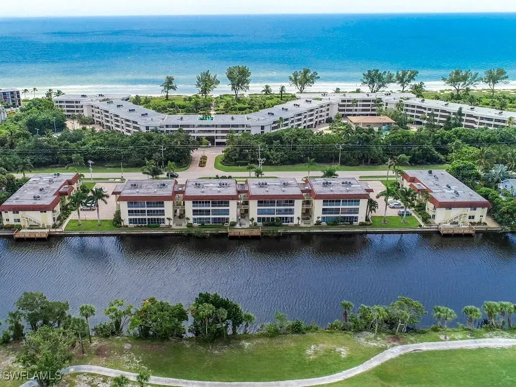 Picture of 1610 Middle Gulf Dr E-4, Sanibel, FL 33957