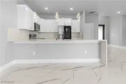 Picture of 550 Lone Star Ln, Lehigh Acres, FL 33974