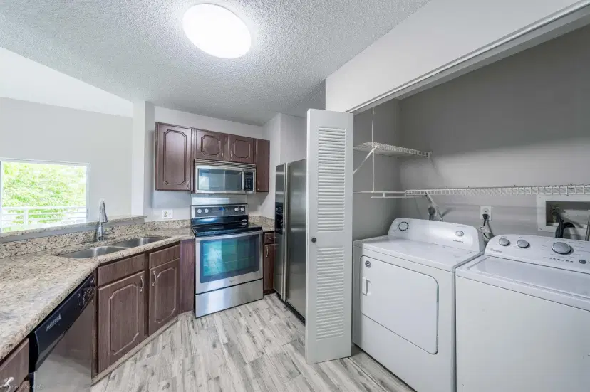Picture of 3401 NW 44Th Street 206, Oakland Park FL 33309
