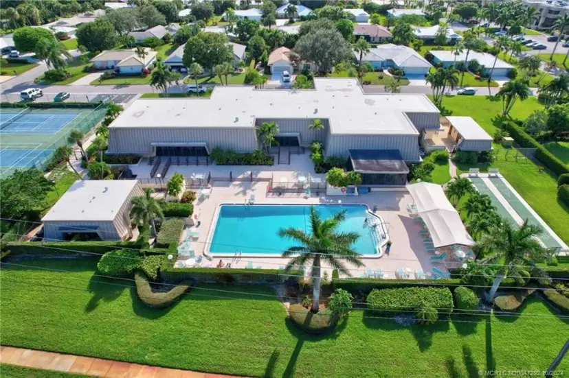 Picture of 1800 SE Saint Lucie Boulevard 7-207, Stuart FL 34996