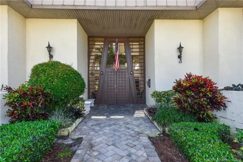 Picture of 1800 SE Saint Lucie Boulevard 7-207, Stuart FL 34996
