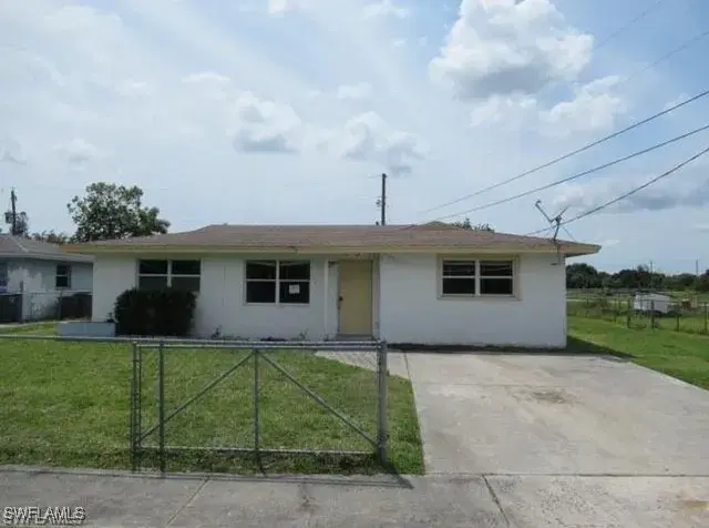 Picture of 41 Roanoke Dr, Fort Myers FL 33905
