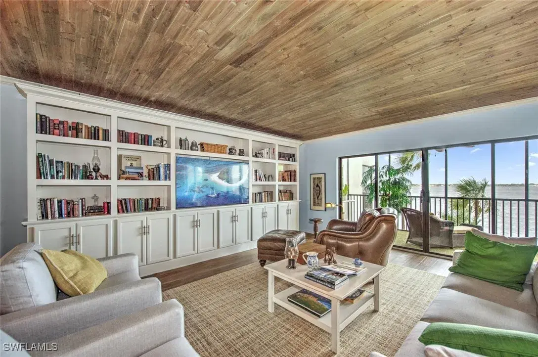 Picture of 1900 Virginia Ave 203, Fort Myers, FL 33901