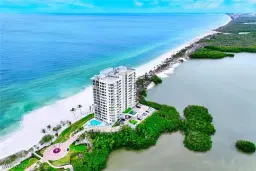 Picture of 10 Seagate Dr 6N, Naples, FL 34103