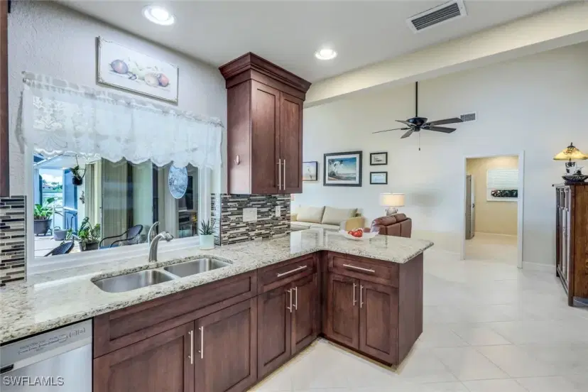 Picture of 308 NW 13Th St, Cape Coral FL 33993