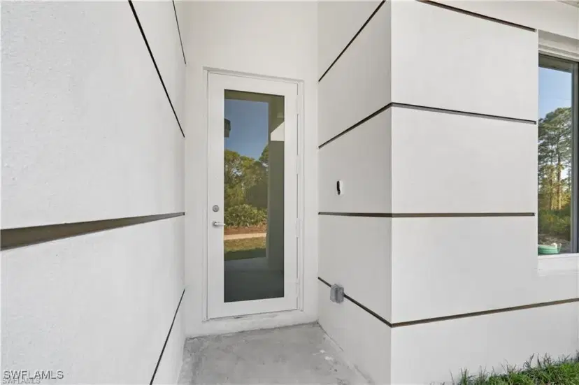 Picture of 824 Chemstrand St E, Lehigh Acres FL 33974