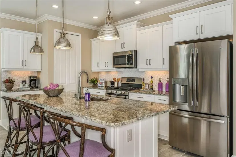 Picture of 4636 Skysail Dr, Naples FL 34120