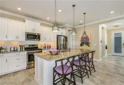 Picture of 4636 Skysail Dr, Naples, FL 34120