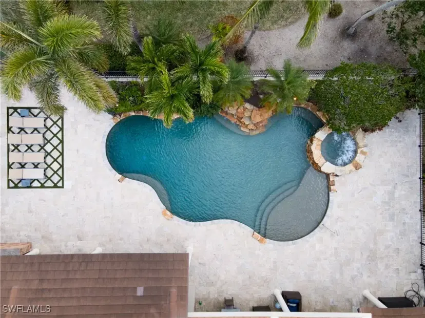 Picture of 9140 The Ln, Naples FL 34109