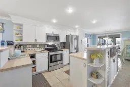 Picture of 5450 Lagoon Dr, Fort Lauderdale, FL 33312