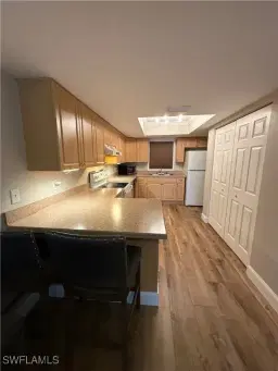 Picture of 10022 Oxfordshire Ln 202, Fort Myers, FL 33908