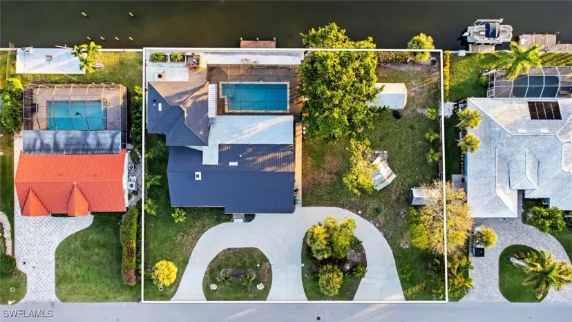 Picture of 438 Lagoon Ave, Naples FL 34108