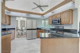 Picture of 112 Bordeaux Cir, Naples, FL 34112