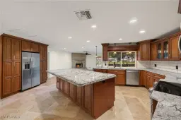 Picture of 60 Lagoon Dr, North Fort Myers, FL 33903