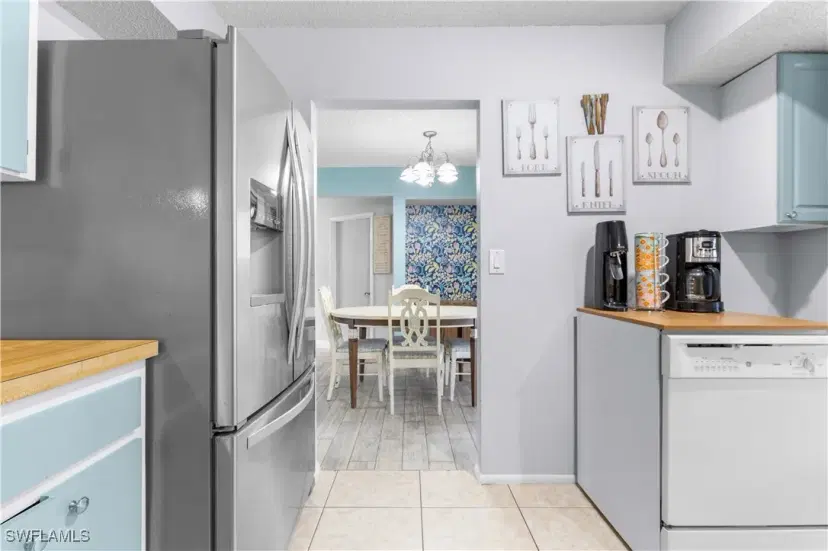 Picture of 28232 Mango Dr, Bonita Springs FL 34134