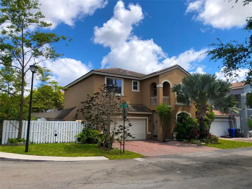 Picture of 3775 SW 50Th St, Fort Lauderdale FL 33312