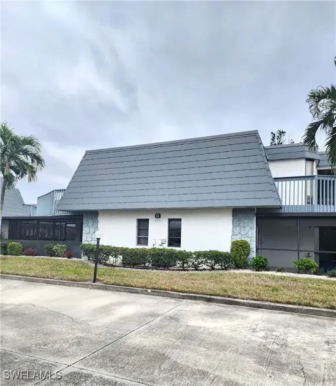 Picture of 16081 Amberwood Lake CT 3, Fort Myers, FL 33908