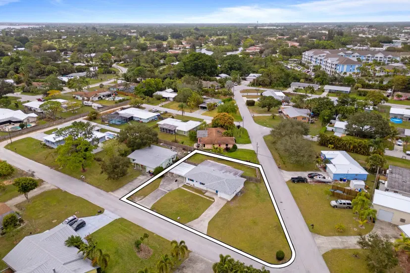 Picture of 1121 NW 15Th Terrace, Stuart FL 34994