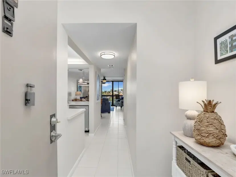 Picture of 601 Seaview Ct C403, Marco Island, FL 34145