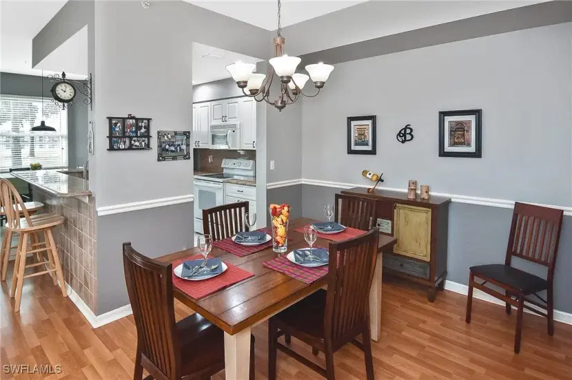 Picture of 8076 Queen Palm Ln 412, Fort Myers FL 33966