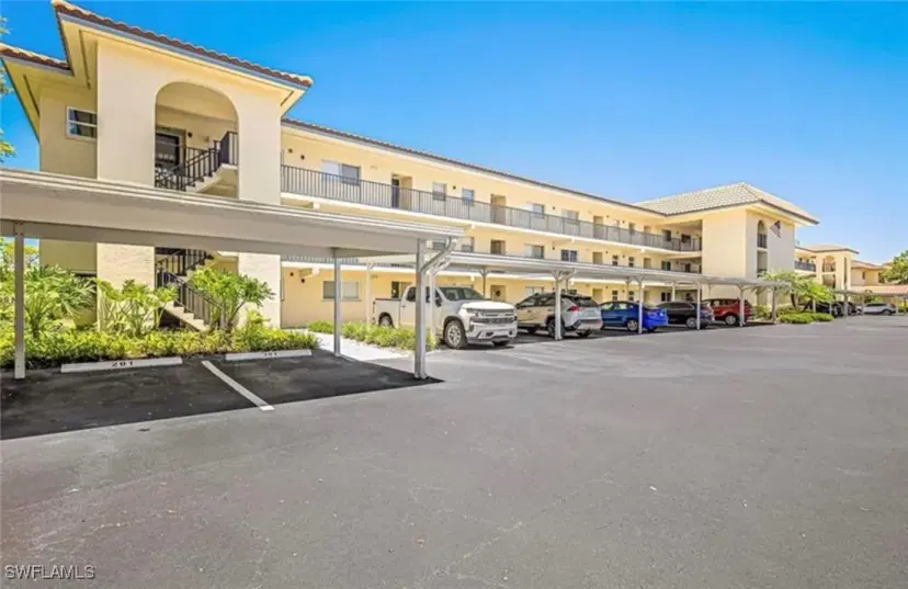 Picture of 201 Quail Forest Blvd 208, Naples FL 34105