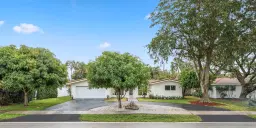 Picture of 700 W Camino Real, Boca Raton, FL 33486