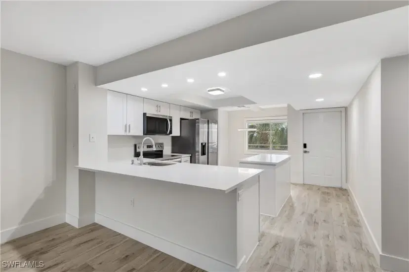 Picture of 15171 Cedarwood Ln 3204, Naples FL 34110