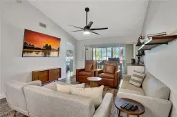 Picture of 716 Landover Cir 201, Naples, FL 34104
