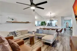 Picture of 716 Landover Cir 201, Naples, FL 34104