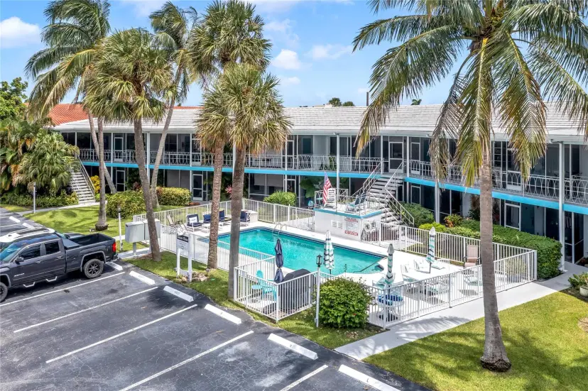 Picture of 2748 NE 28Th Ave 13, Lighthouse Point FL 33064
