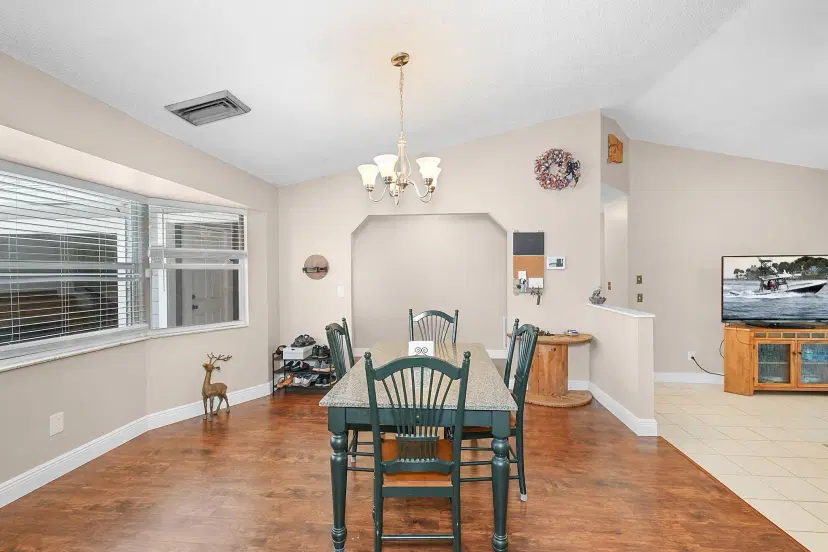 Picture of 1592 SW Aledo Lane, Port St Lucie FL 34953
