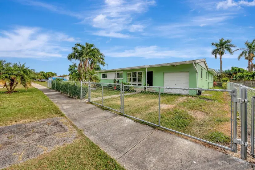 Picture of 1710 NW 9Th St, Homestead FL 33030