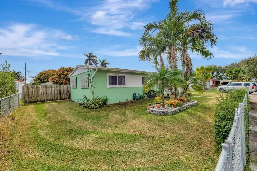 Picture of 1710 NW 9Th St, Homestead FL 33030