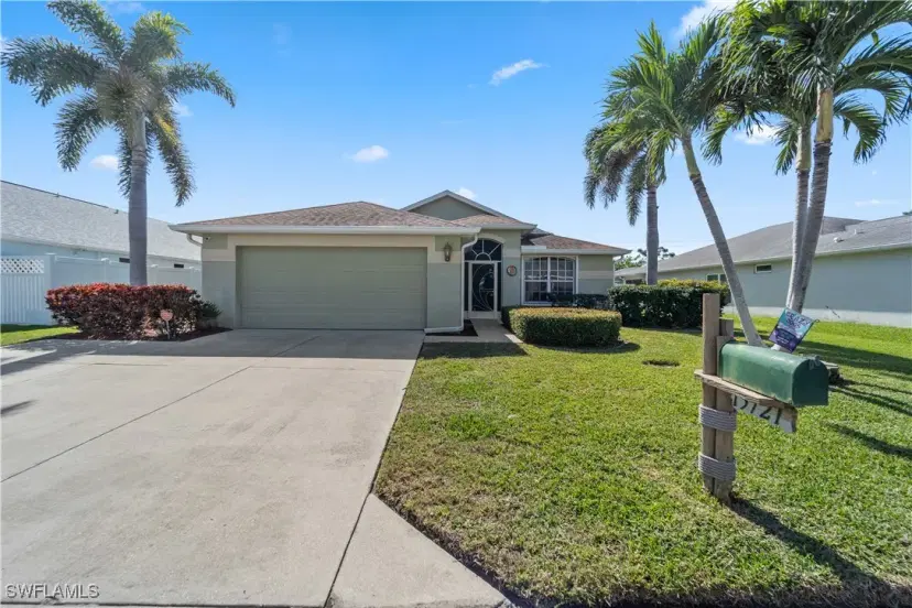 Picture of 15721 Beachcomber Ave, Fort Myers FL 33908