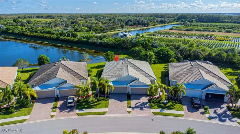 Picture of 14635 Edgewater Cir, Naples FL 34114