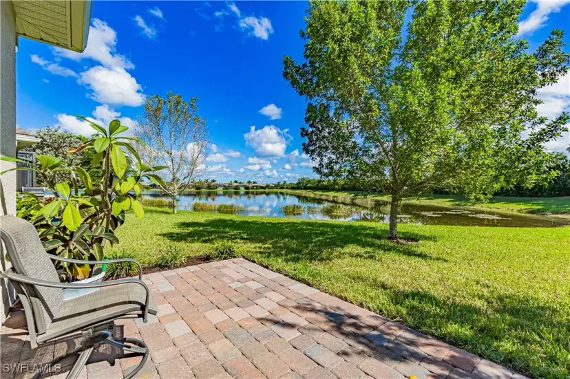 Picture of 14635 Edgewater Cir, Naples FL 34114